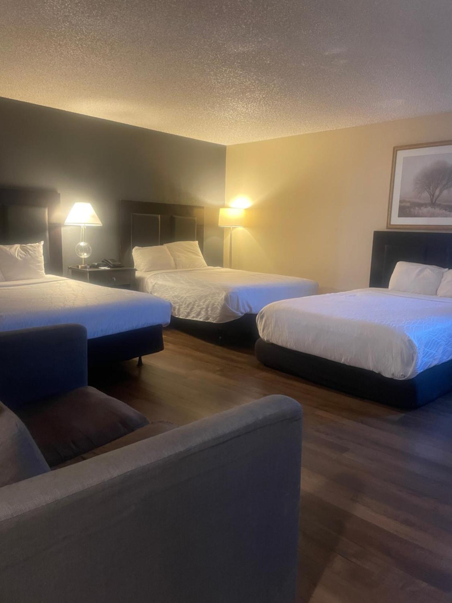 Sutter Inn Yuba City Kültér fotó